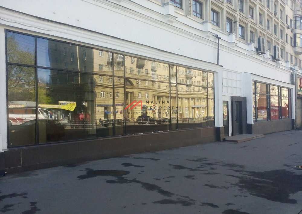 Аренда торгового помещение у метро Красносельская