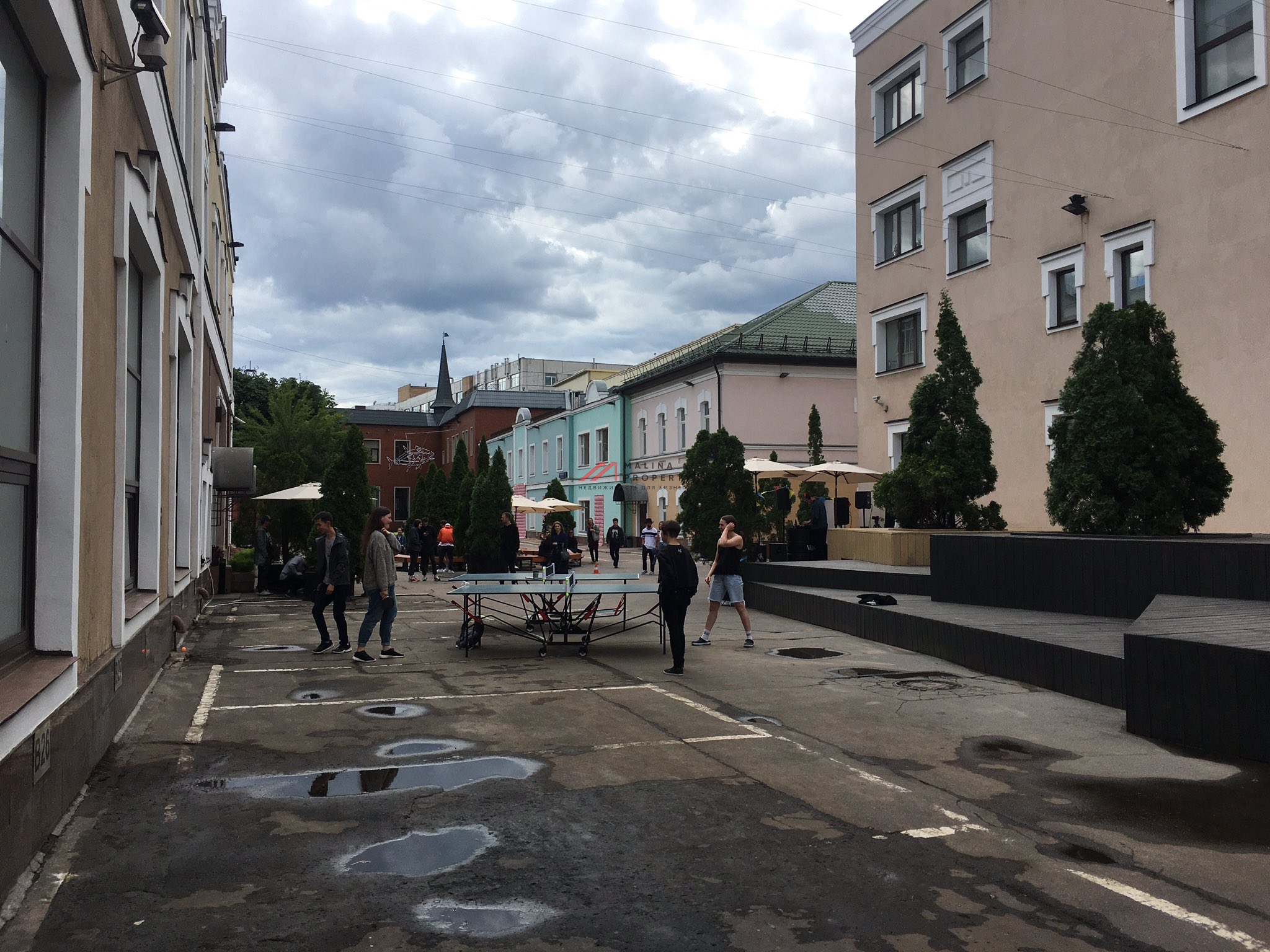 Аренда торгового помещения в культурно-деловом кластере "Басманный Двор"