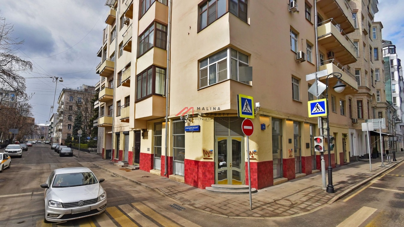 Аренда помещения на Патриарших прудах