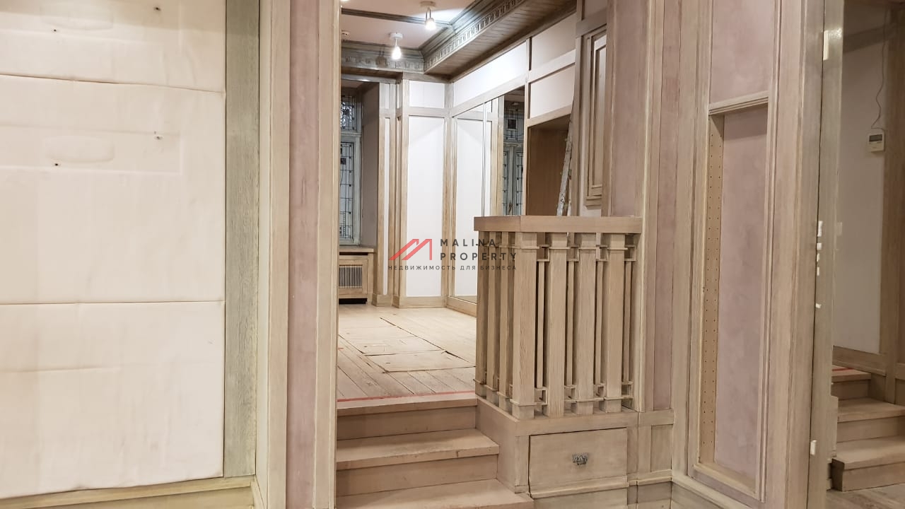 Аренда помещения на Патриарших прудах