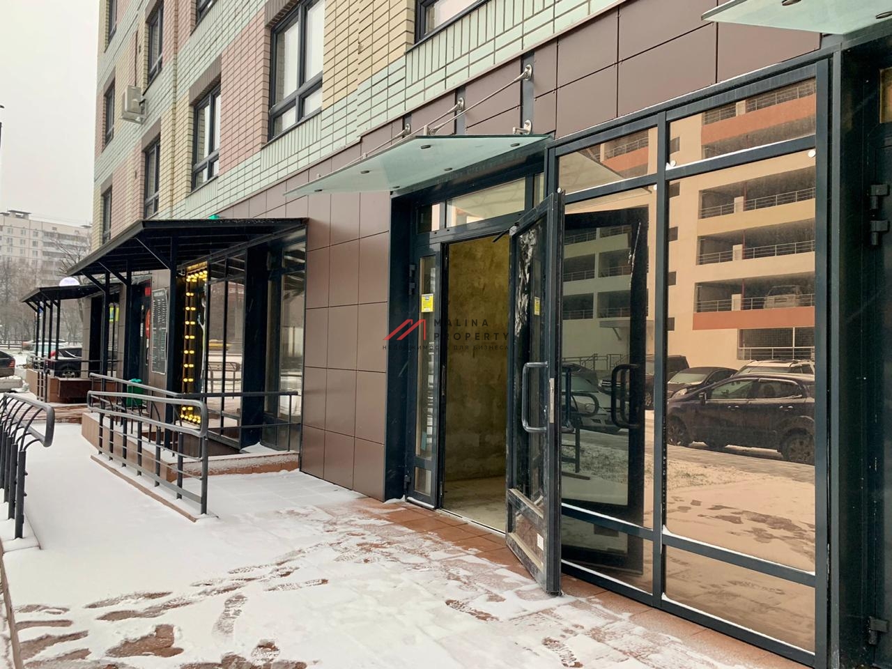 Продажа помещения у метро Домодедовская