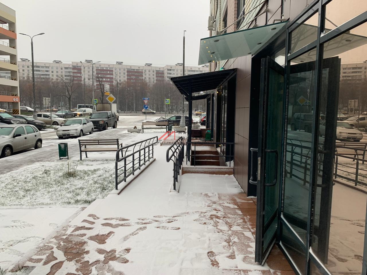 Продажа помещения у метро Домодедовская