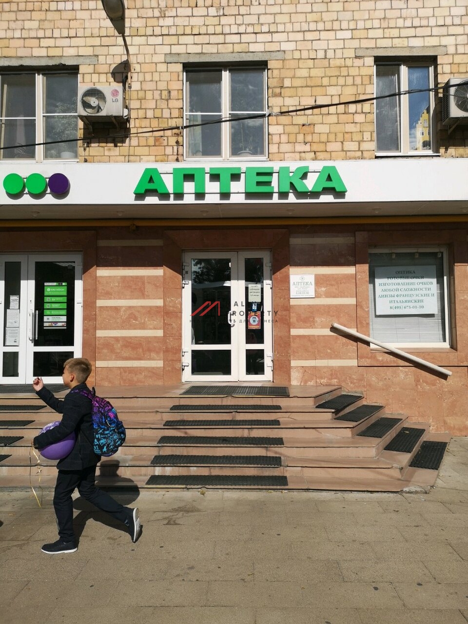 Аренда торгового помещения напротив метро Автозаводская