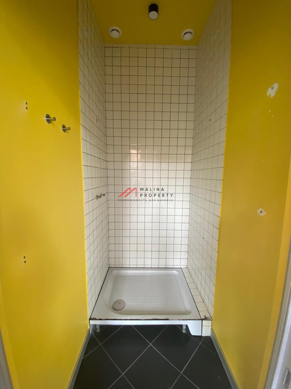 Продажа торгового помещения в ЖК "Соколиный Форт"