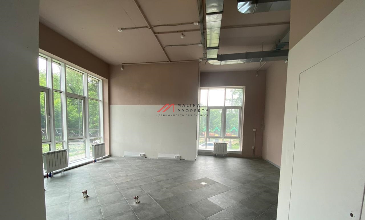 Продажа торгового помещения в ЖК "Соколиный Форт"