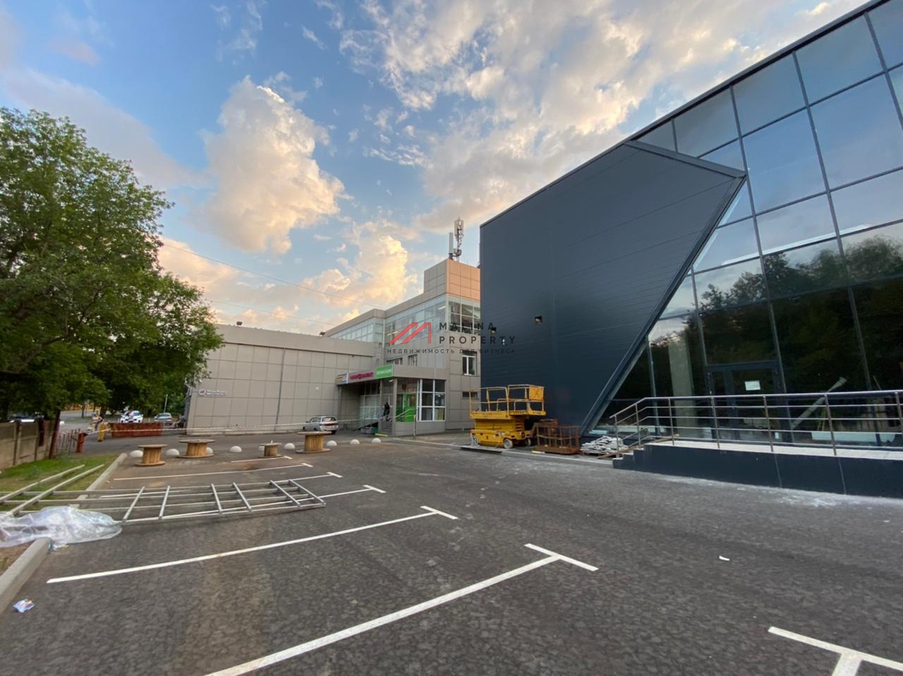 Продажа торгового центра "Парковый"