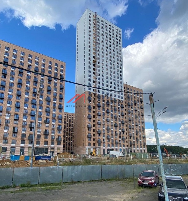 Продажа коммерческого помещения в новостройке