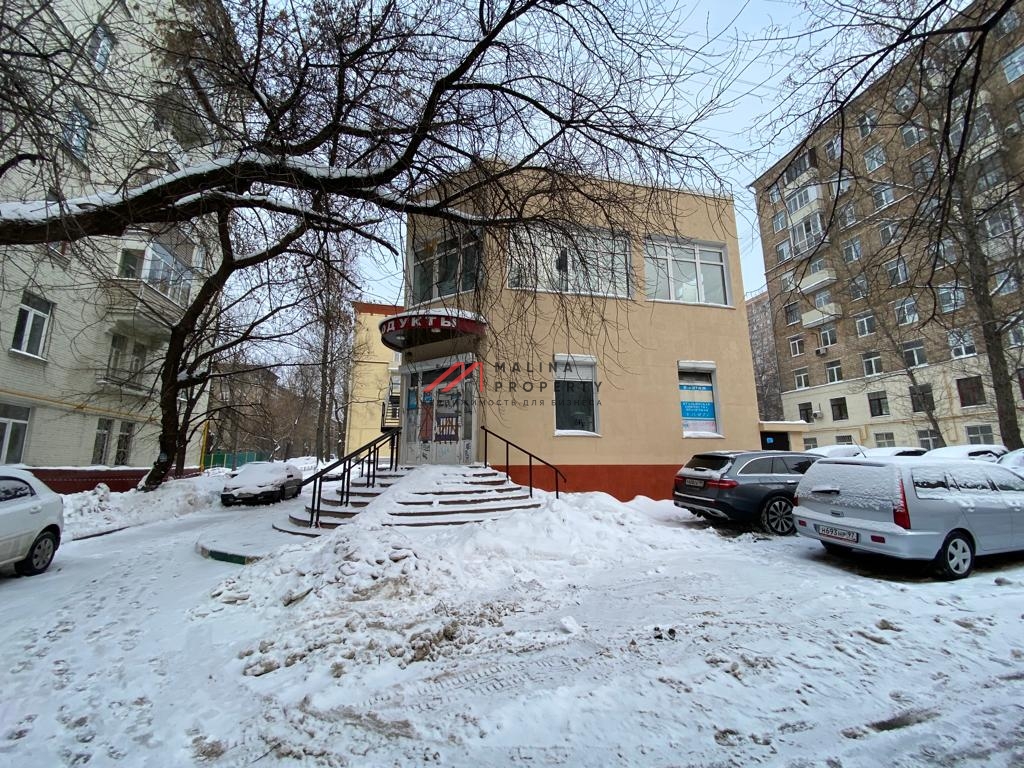 Аренда торгового помещения под медицинский центр у метро Автозаводская 