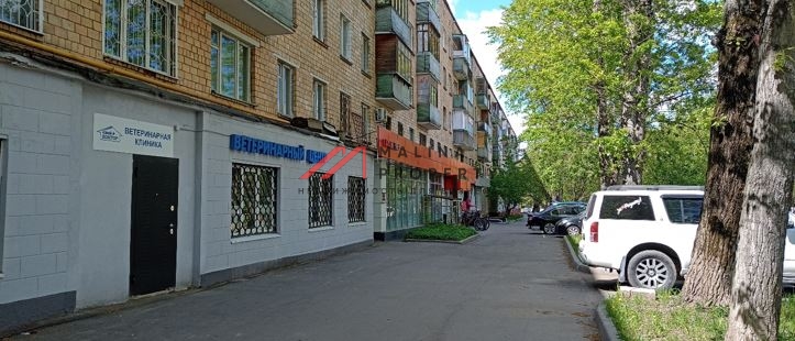 Продажа помещения с магазином "Пятерочка" на Севастопольском проспекте