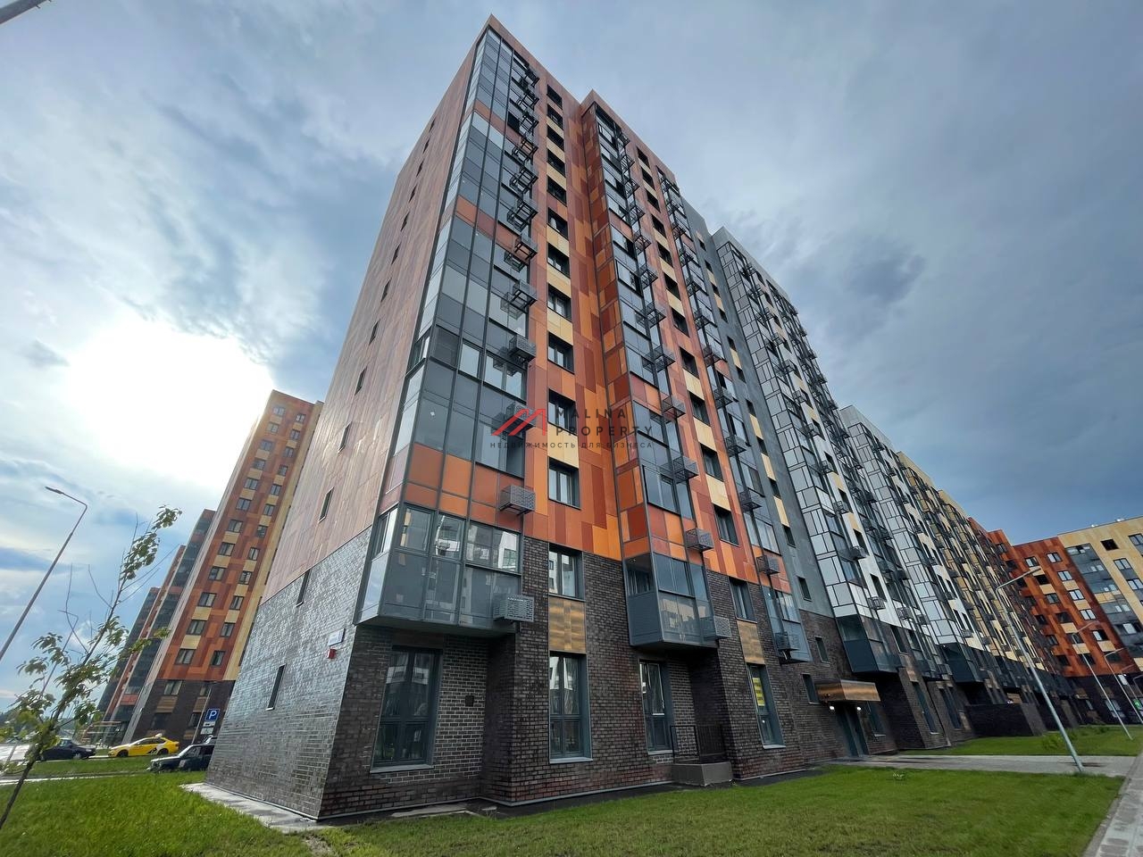 Продажа торгового помещения в ЖК "Кленовые Аллеи"