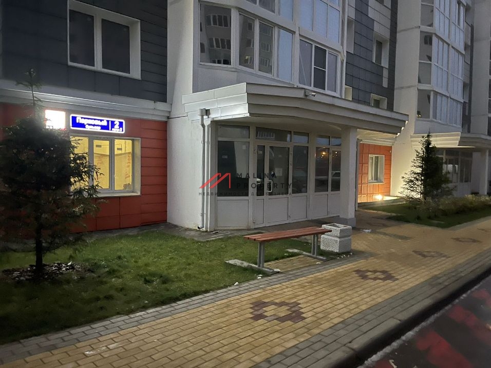 Продажа торгового помещения в ЖК Зеленоградский