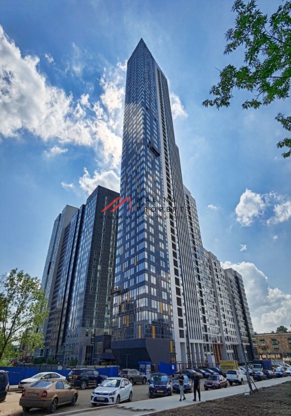 Аренда помещения в крупном ЖК HEADliner