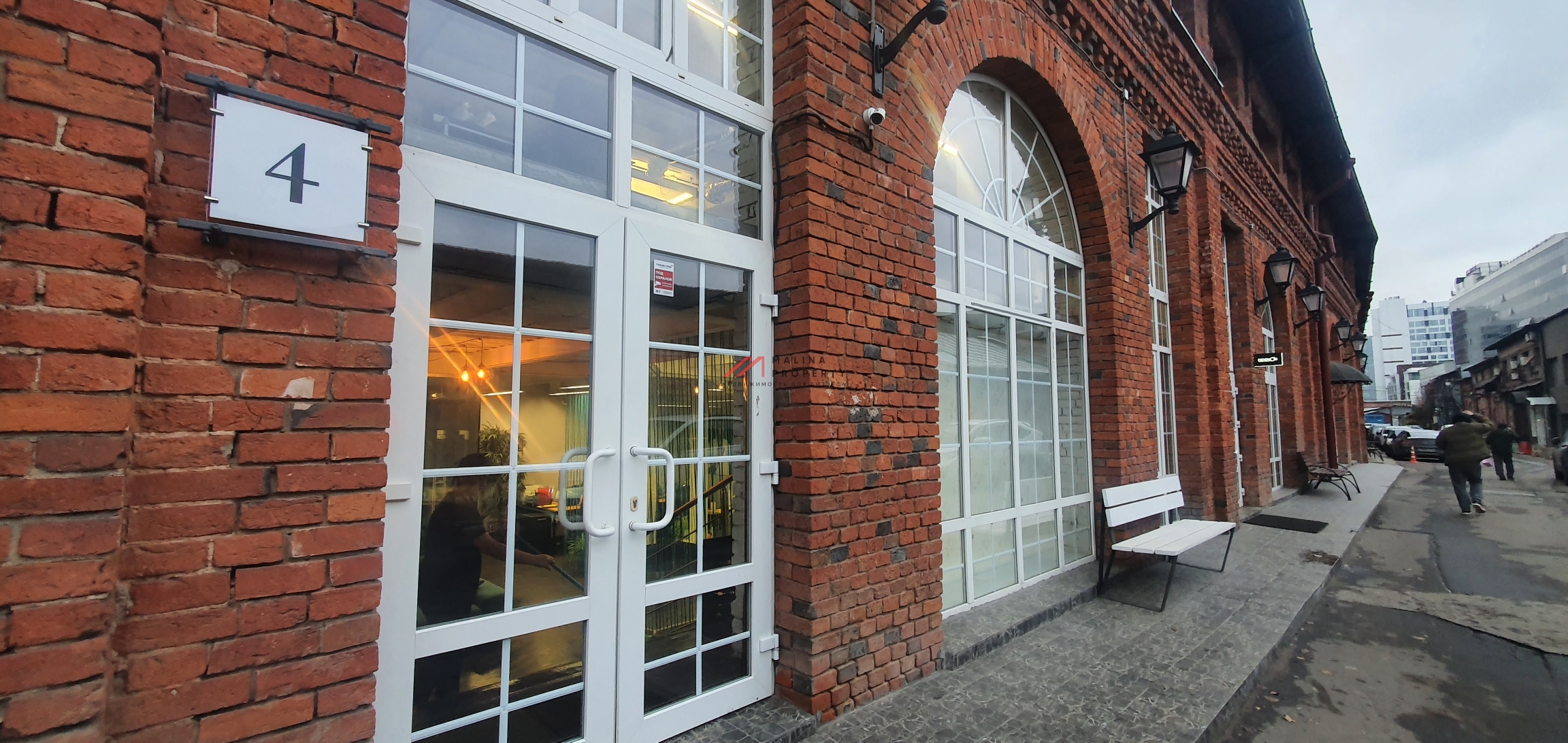 Аренда торгового помещения в торгово-офисном комплексе