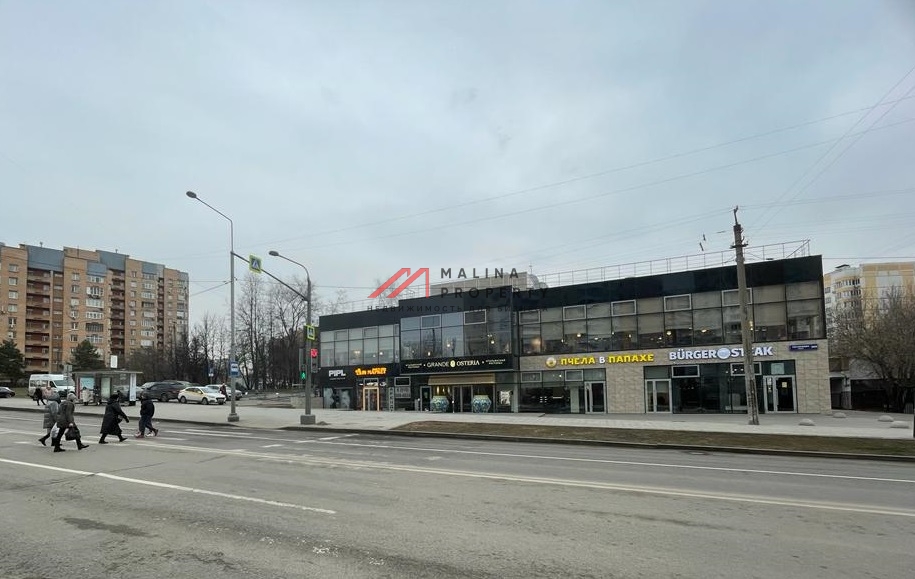 Аренда помещения в торговом зданий на улице Удальцова