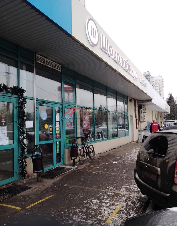 Аренда помещения на выходе из метро Перово