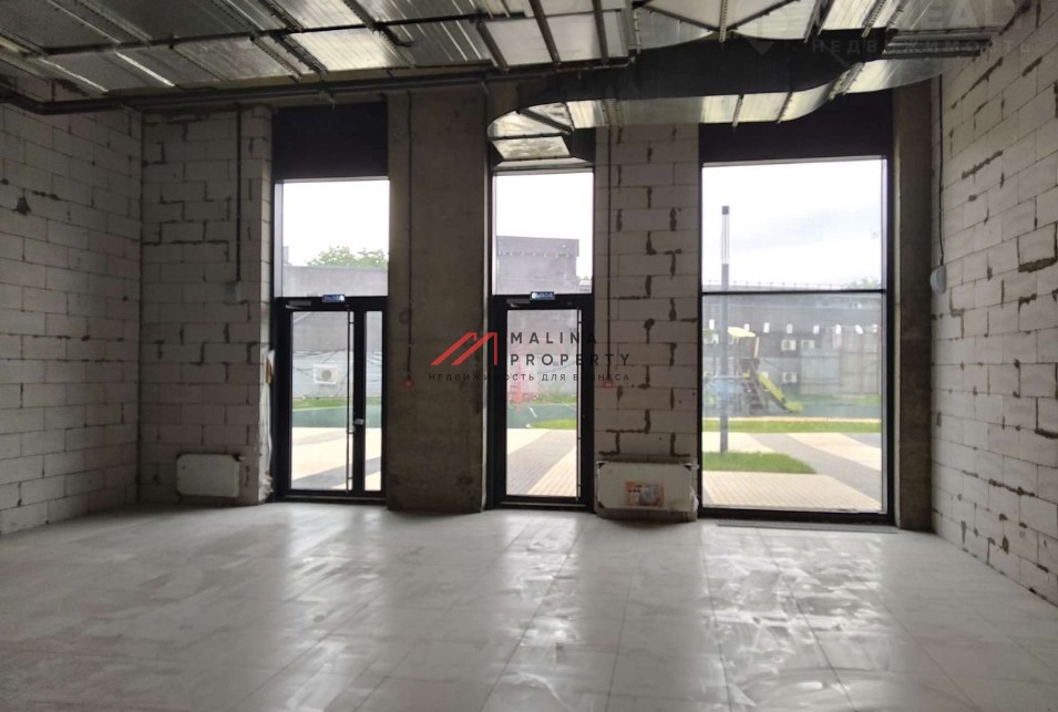 Аренда торгового помещения в новостройке 