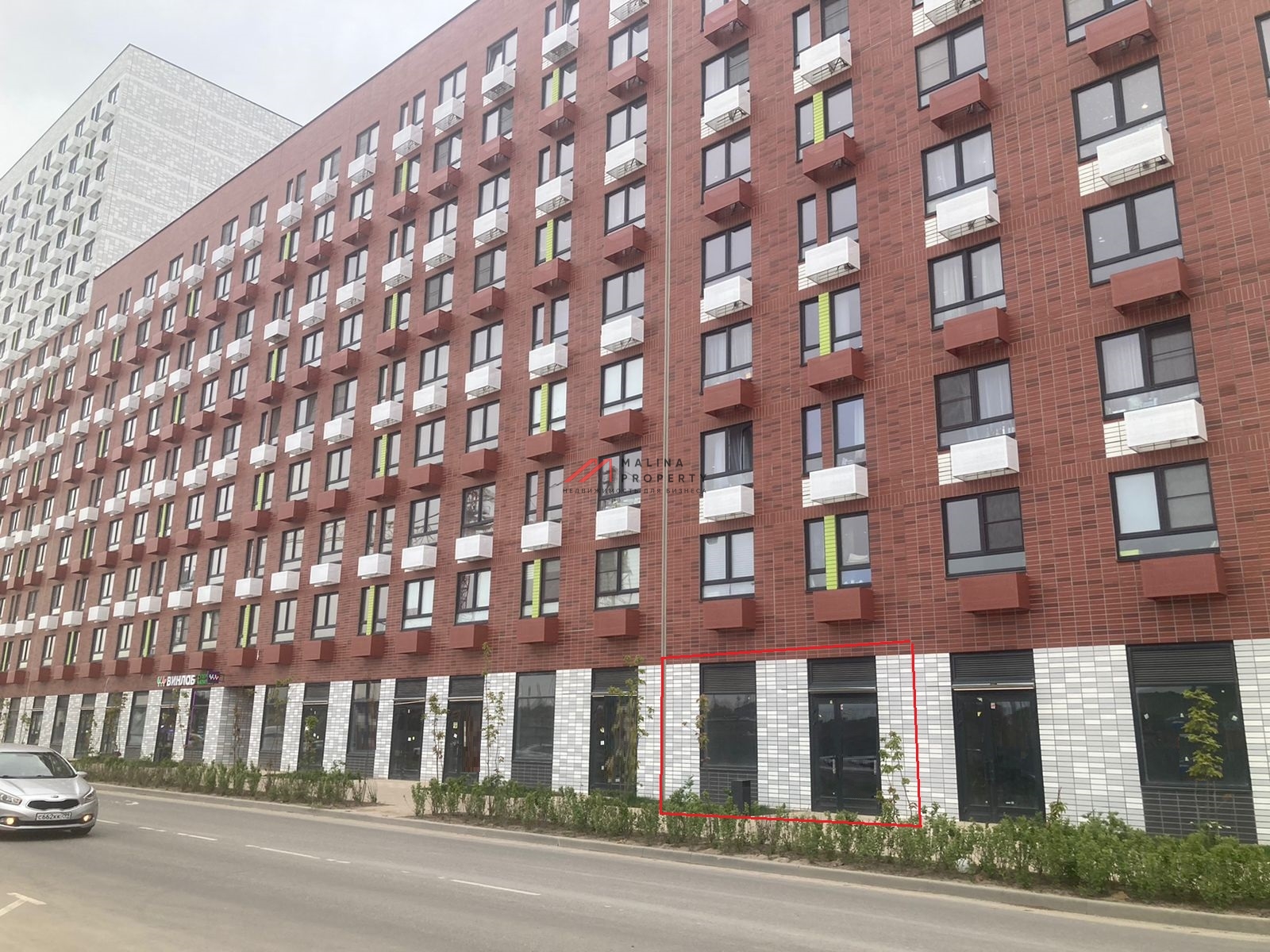 Аренда торгового помещения у метро Филатов Луг