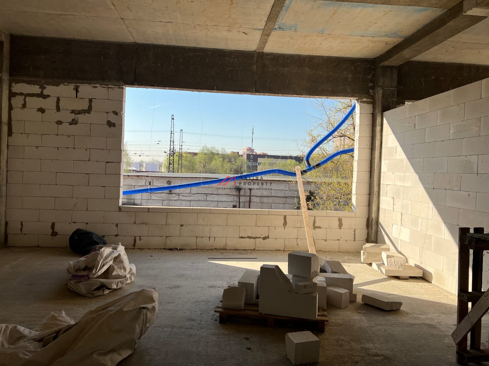 Продажа недостроенного здания в Красногорске