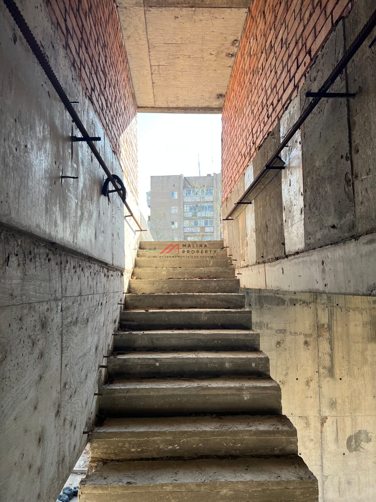 Продажа недостроенного здания в Красногорске