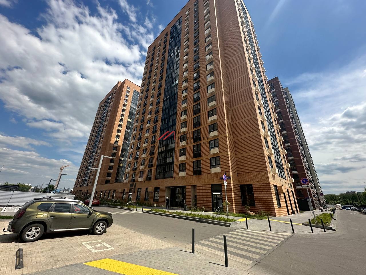 Продажа торгового помещения с арендатором Красное и Белое 