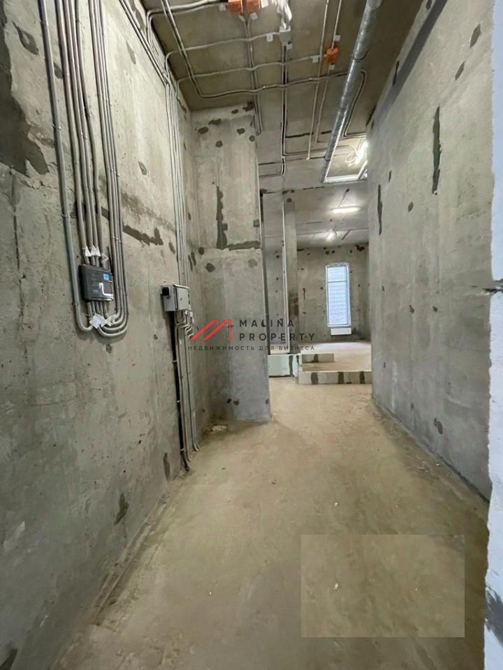 Аренда торгового помещения на первой линии 