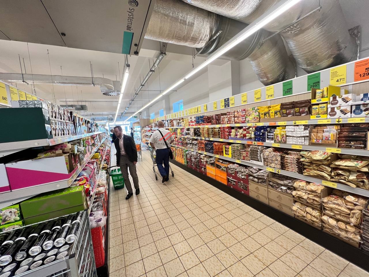 Продажа торгового здания с супермаркетом ДА