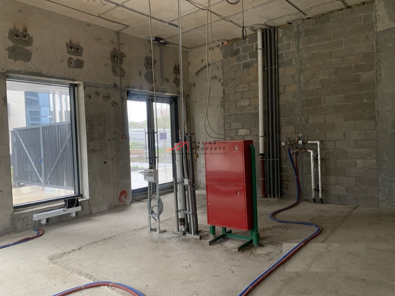 Аренда торгового помещения в ЖК "West Garden"