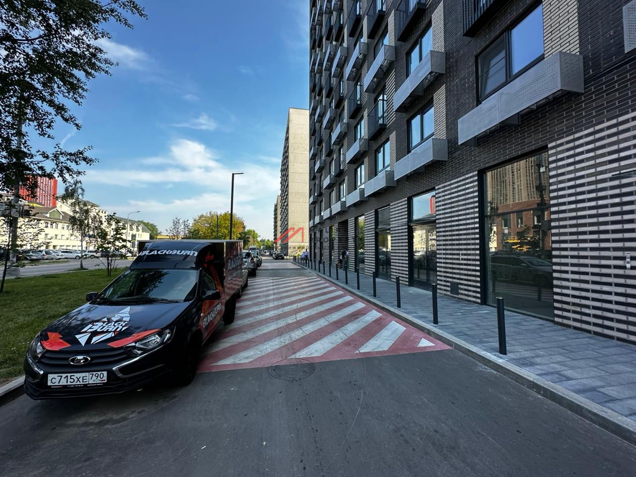 Аренда торгового помещения в ЖК "Шереметьевский" 1-я линия