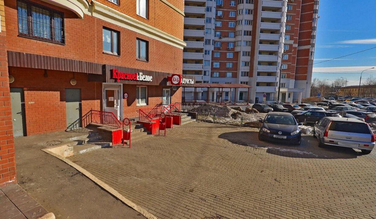 Продажа помещения с арендаторами. Окупаемость 10 лет.