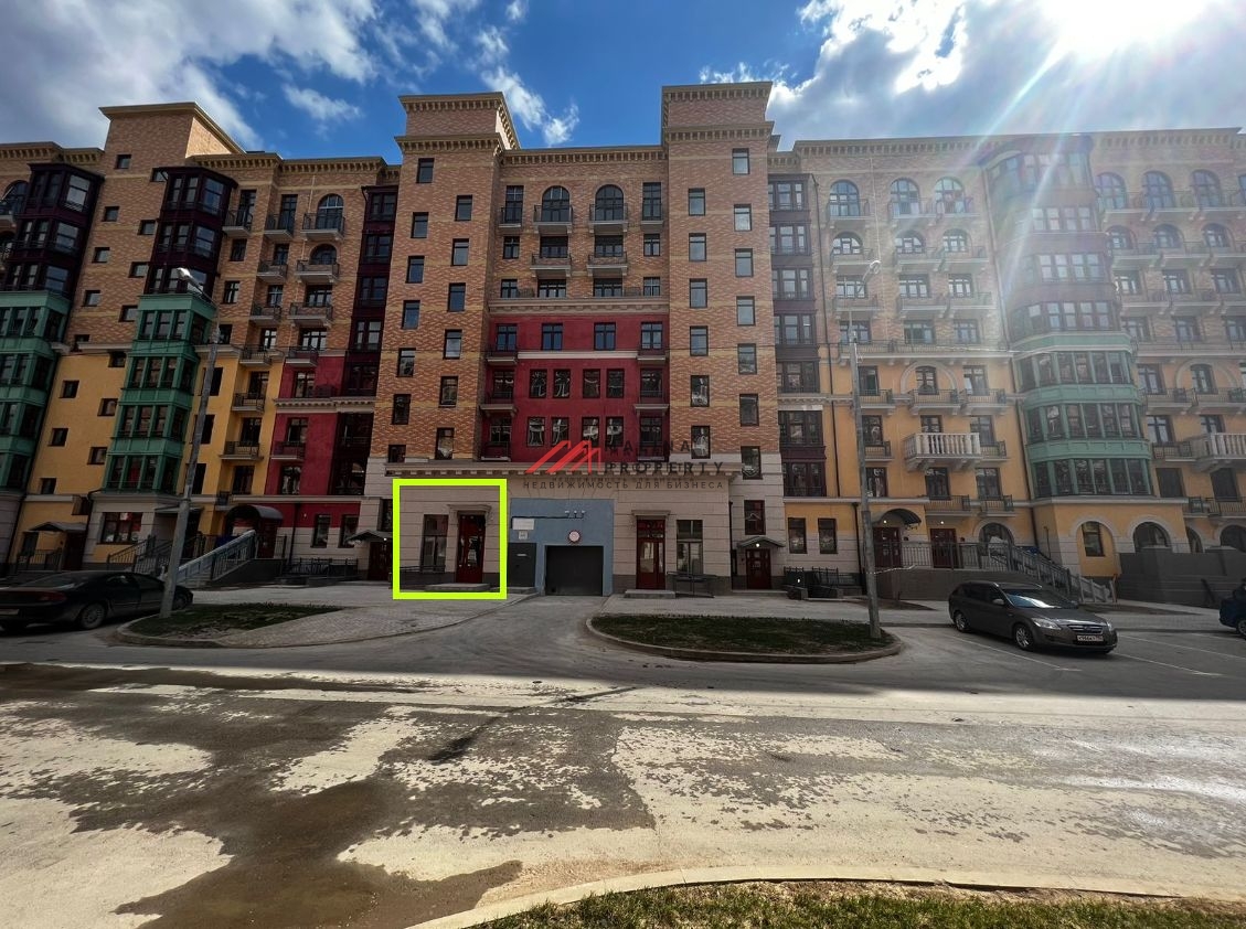 Продажа торгового помещения с арендатором "Бристоль"