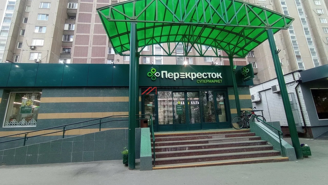 Продажа торгового помещения с якорным арендатором Перекресток