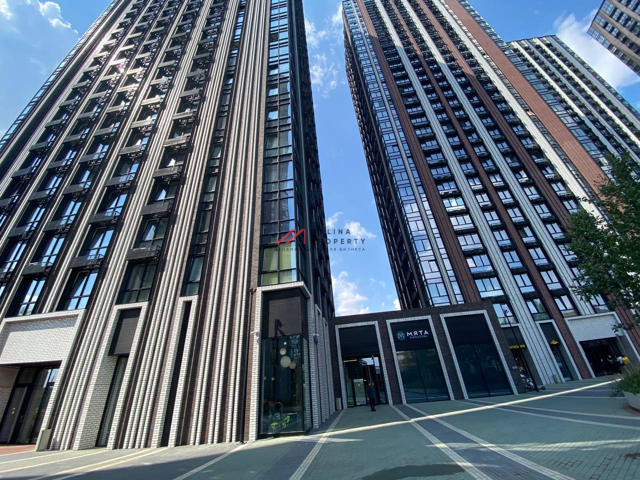 Продажа торгового помещения в новостройке с ремонтом