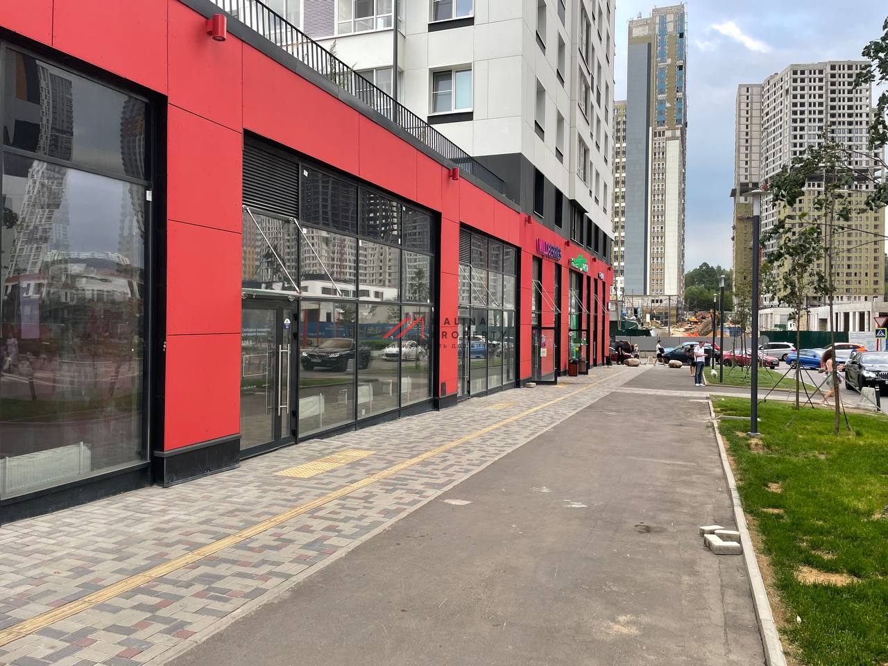 Аренда торгового помещения в ЖК Спутник