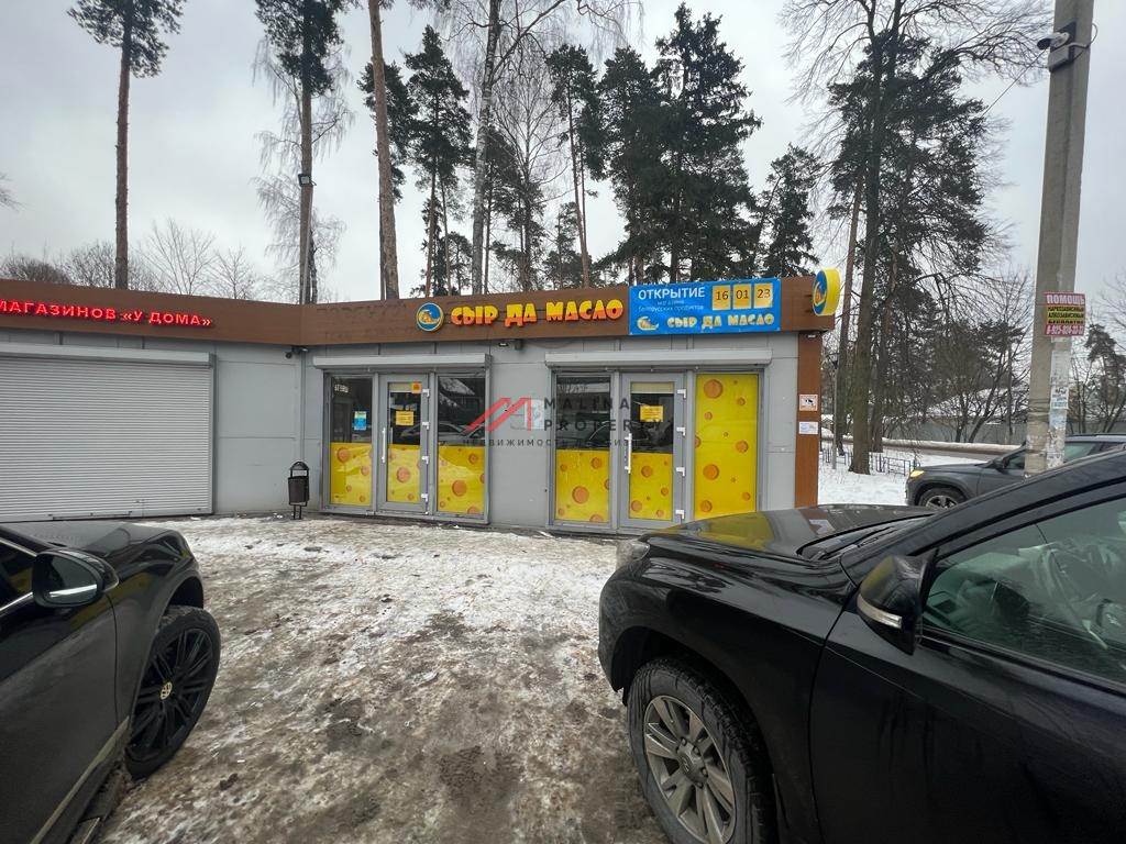 Продажа торгового здания с арендаторами 