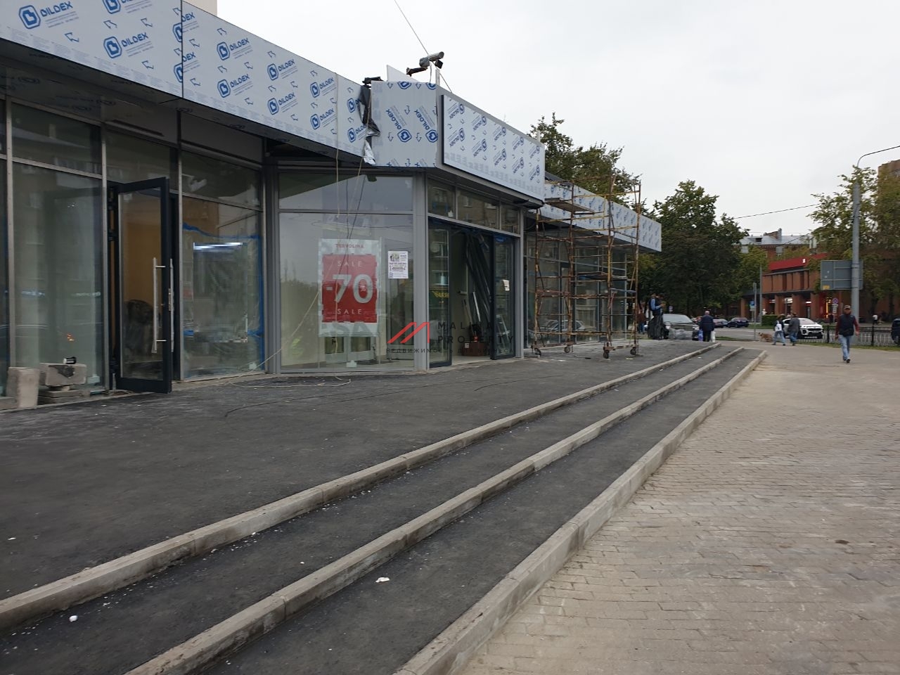 Продажа коммерческого помещения на выходе из метро Перово