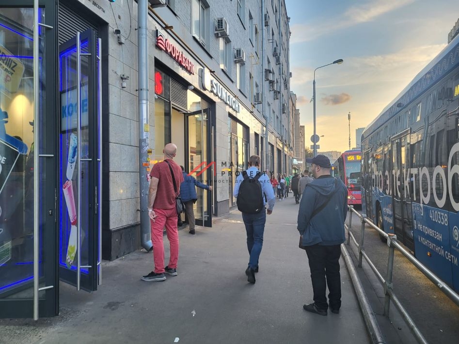 Арендный бизнес с Красным и Белым у метро Белорусская