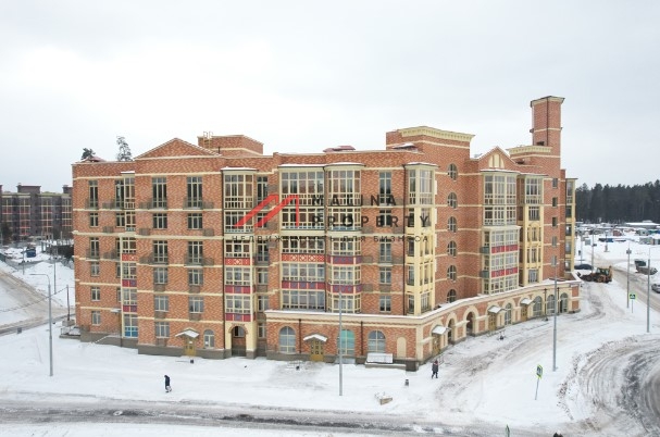 Продажа торгового помещения с арендатором Красное и Белое