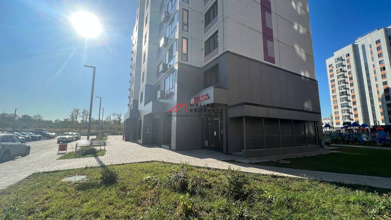 Продажа помещения с арендатором Бристоль