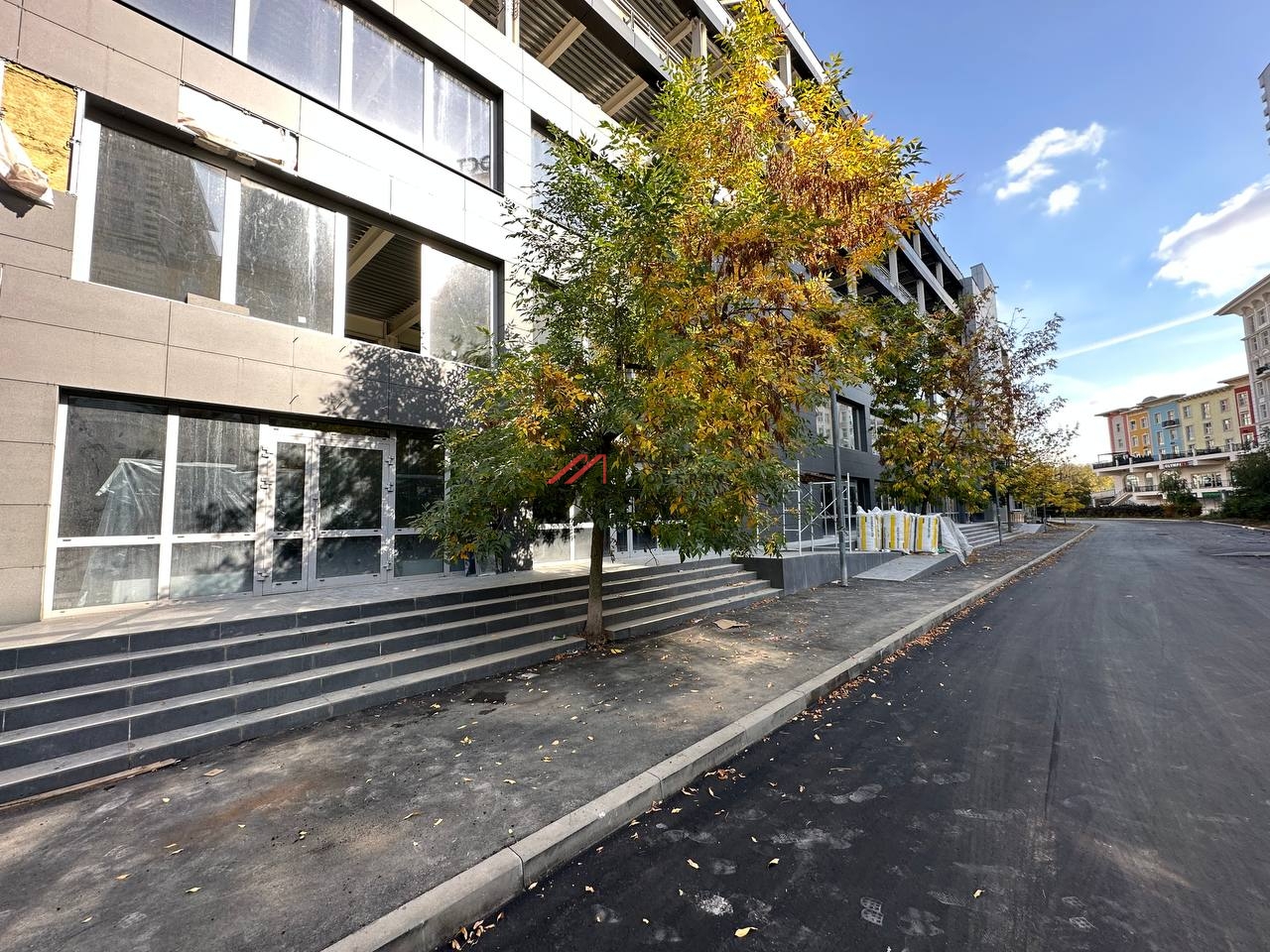 Продажа помещения с арендатором алкомаркет Винлаб