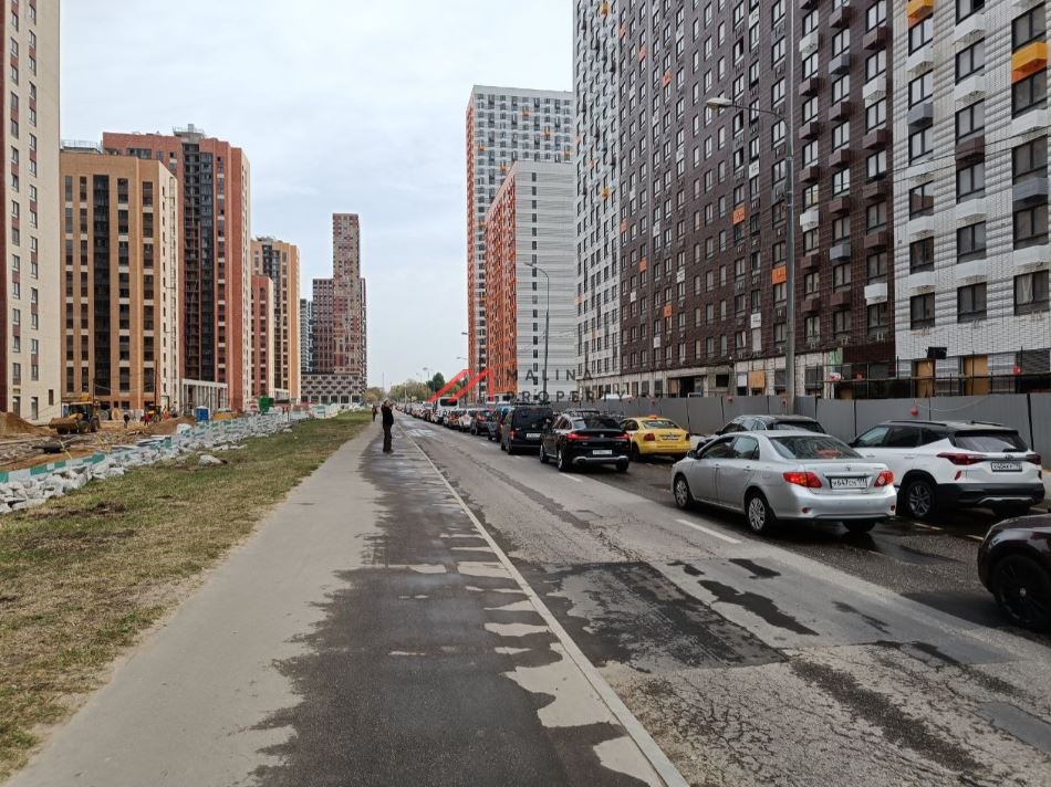 Продажа торгового помещения с арендатором в ЖК "Амурский парк"