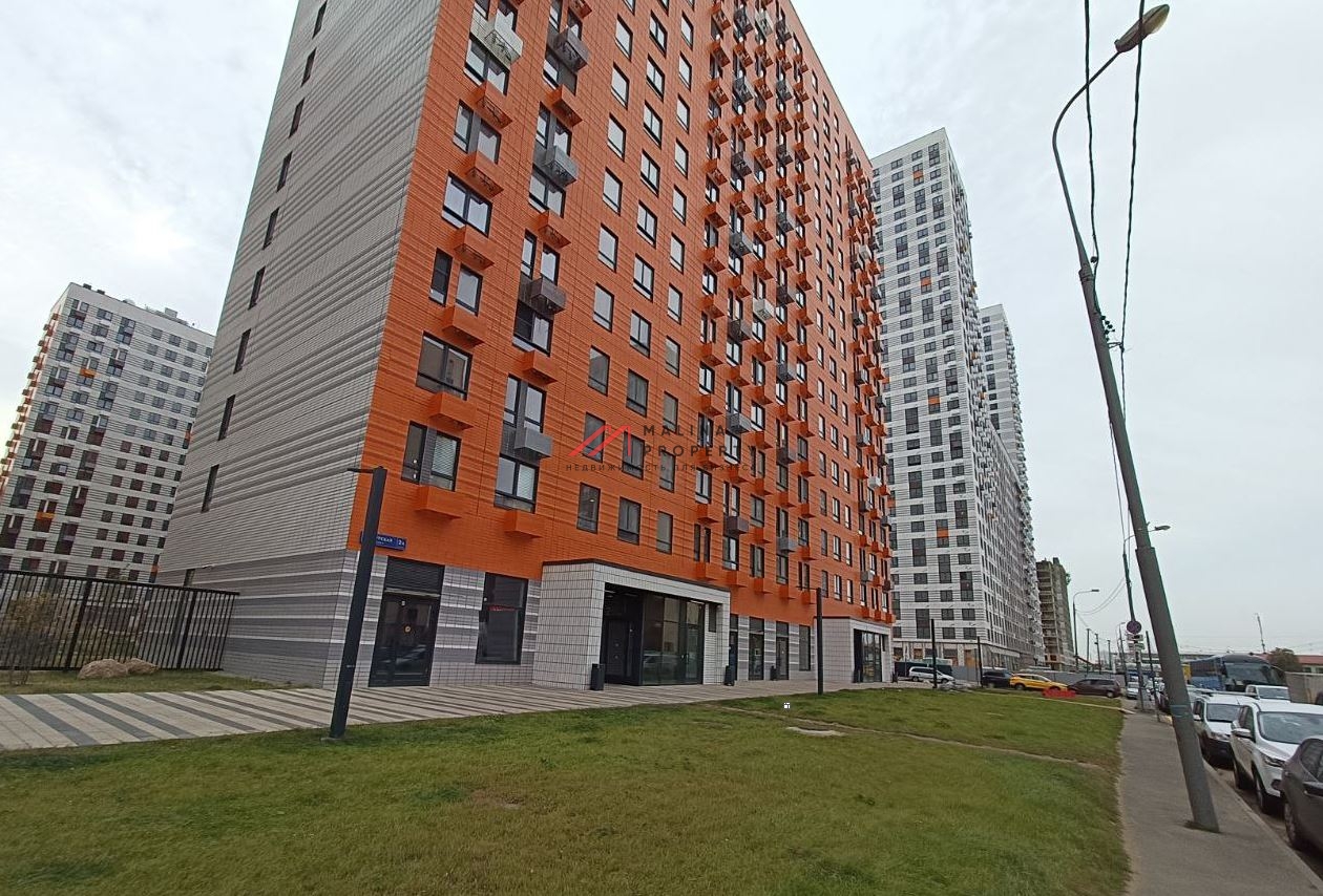 Продажа торгового помещения с арендатором в ЖК "Амурский парк"