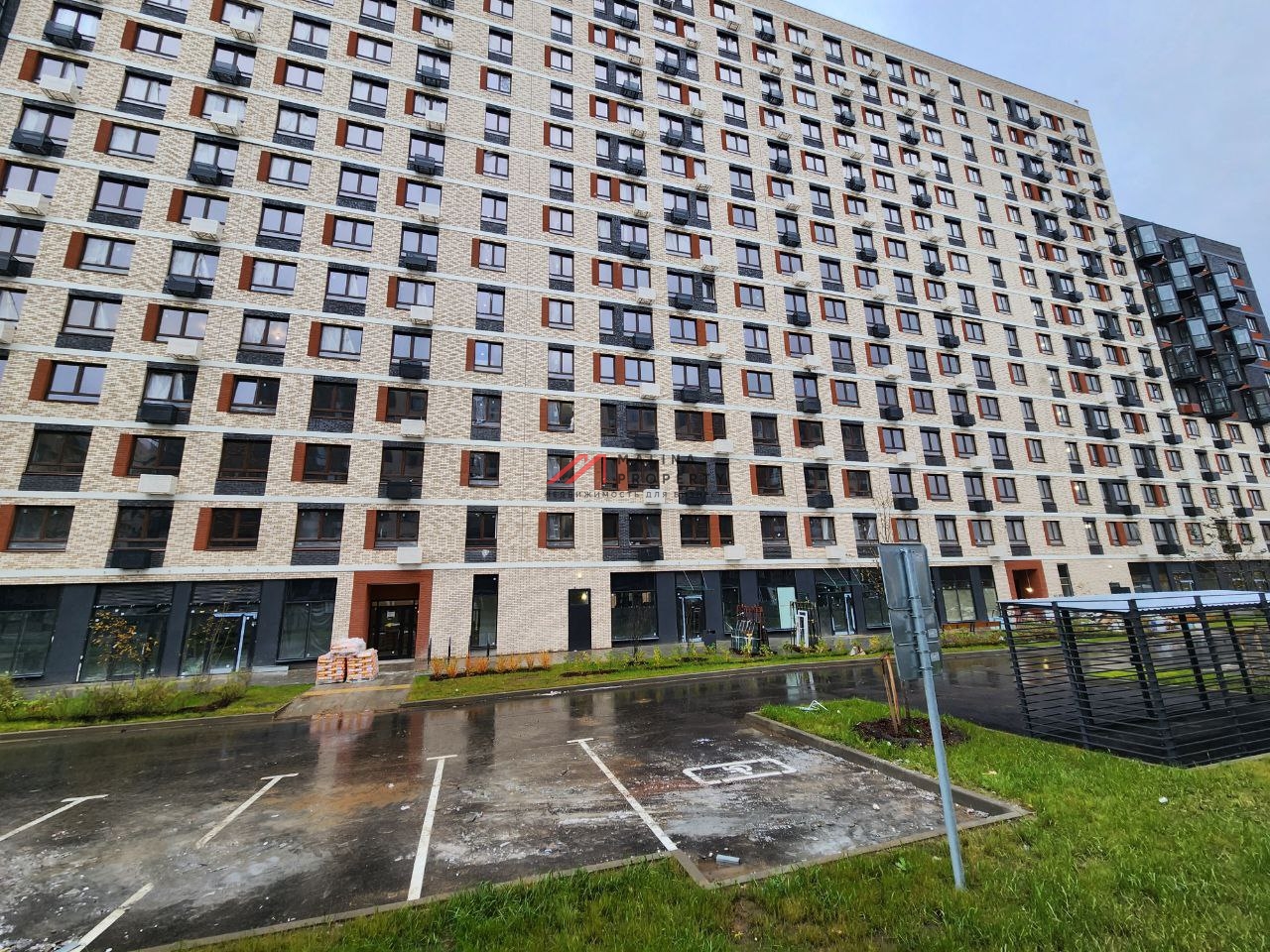 Продажа помещения с арендатором "Пятерочка" в ЖК «Алхимово»