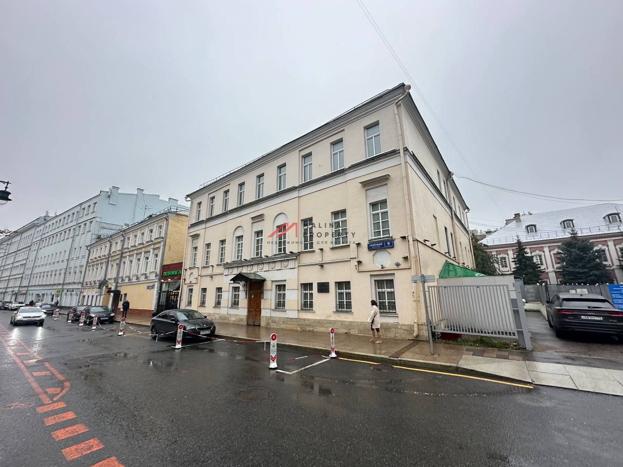 Аренда помещения у метро Охотный ряд 