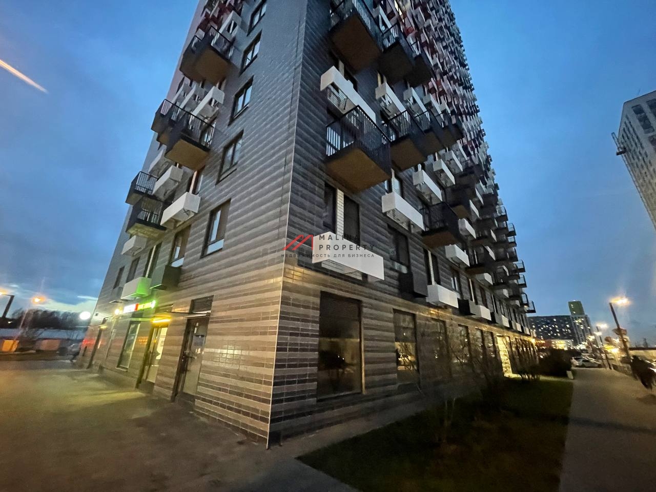 Продажа торгового помещения с магазином "ВинЛаб" в ЖК Саларьево парк