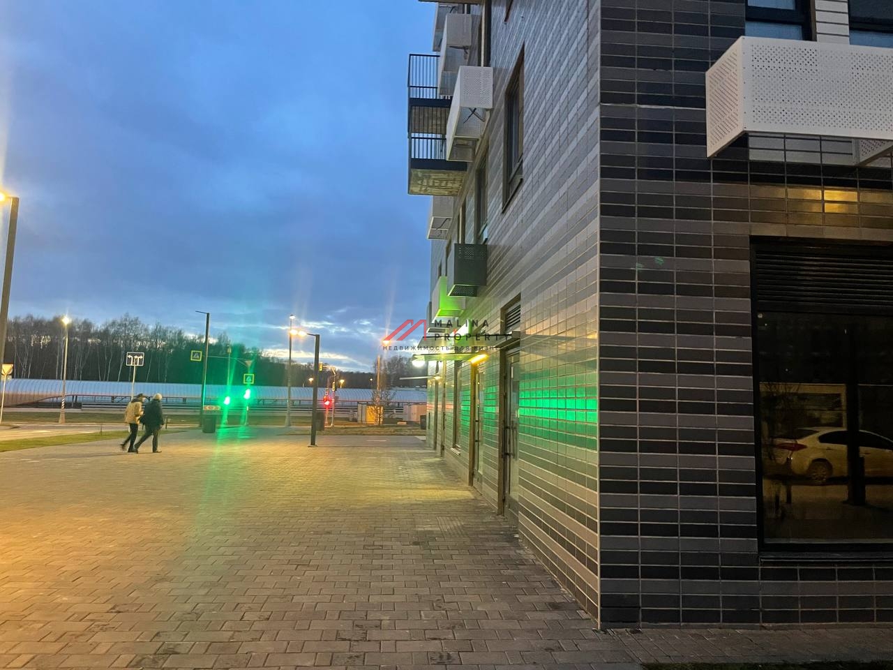 Продажа торгового помещения с магазином "ВинЛаб" в ЖК Саларьево парк