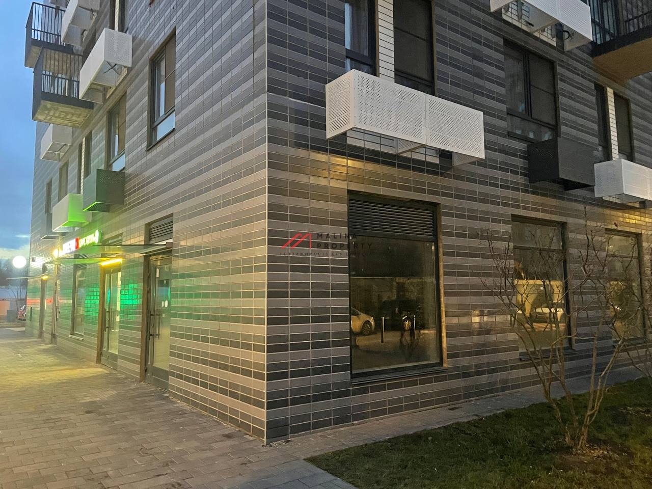 Продажа торгового помещения с магазином "ВинЛаб" в ЖК Саларьево парк