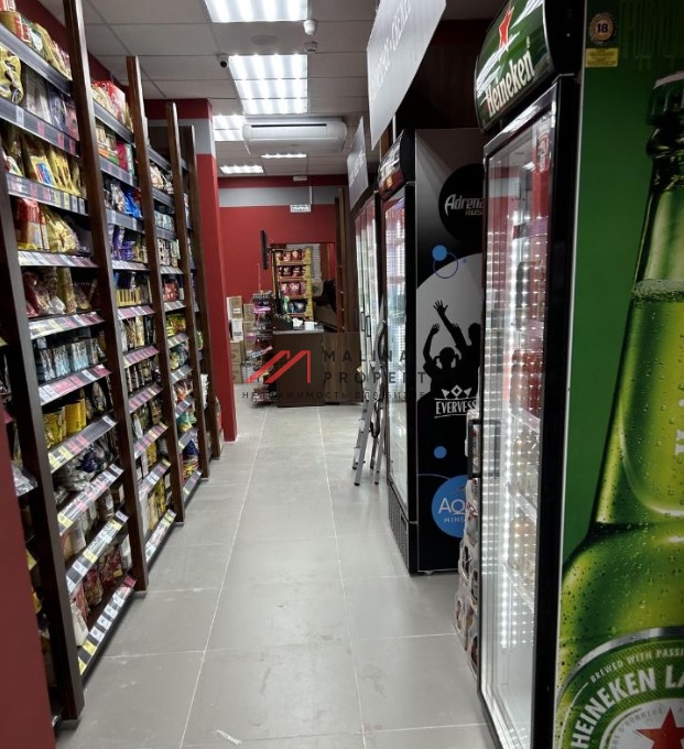 Продажа торгового помещения с арендатором "Бристоль"