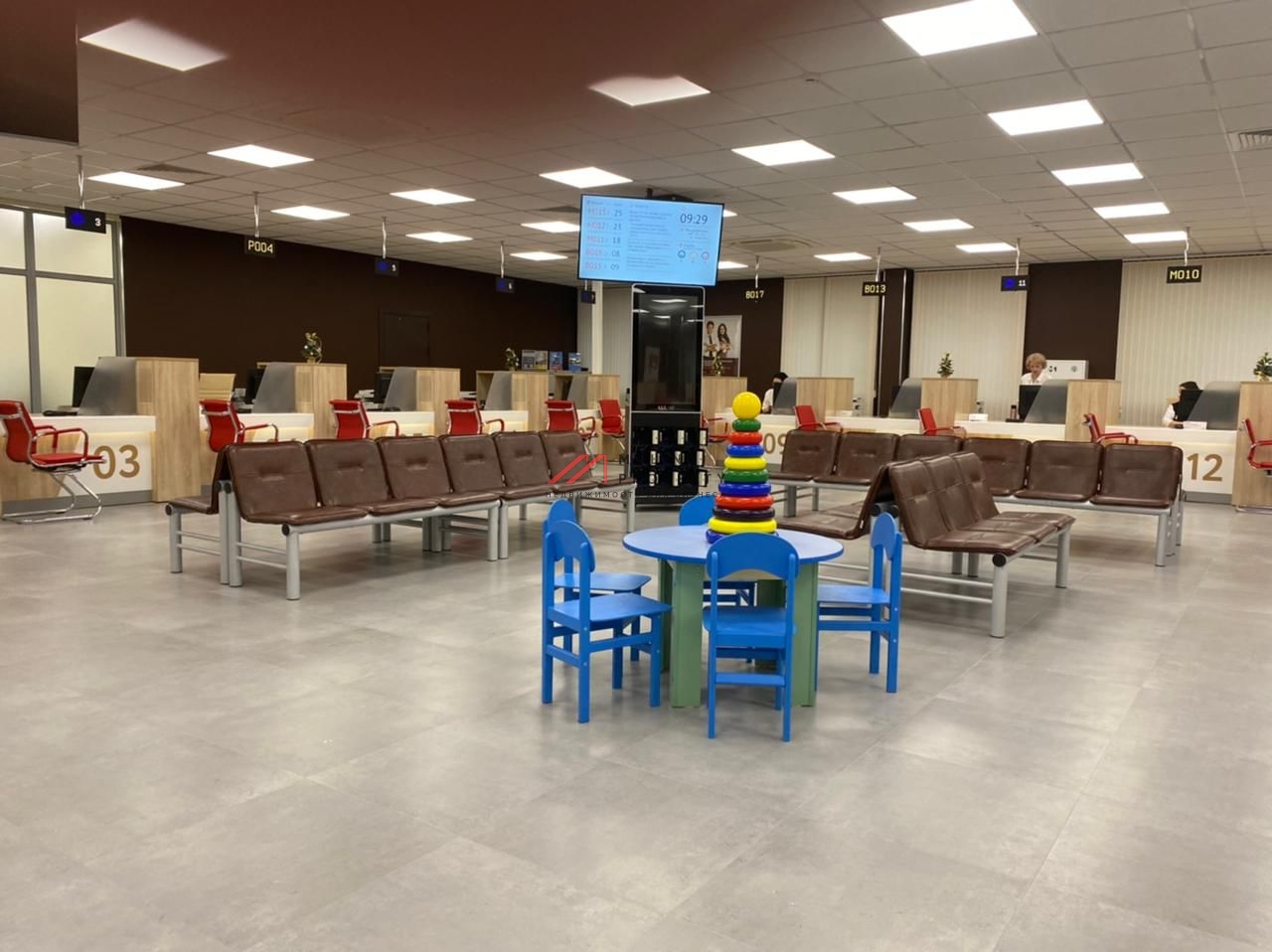 Продажа торгового центра с арендаторами