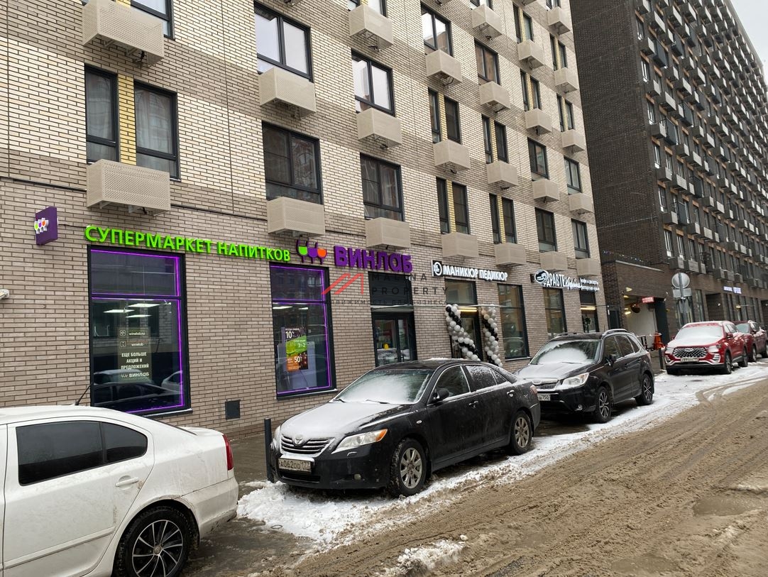 Продажа помещения с арендатором в ЖК "Михайловский парк"