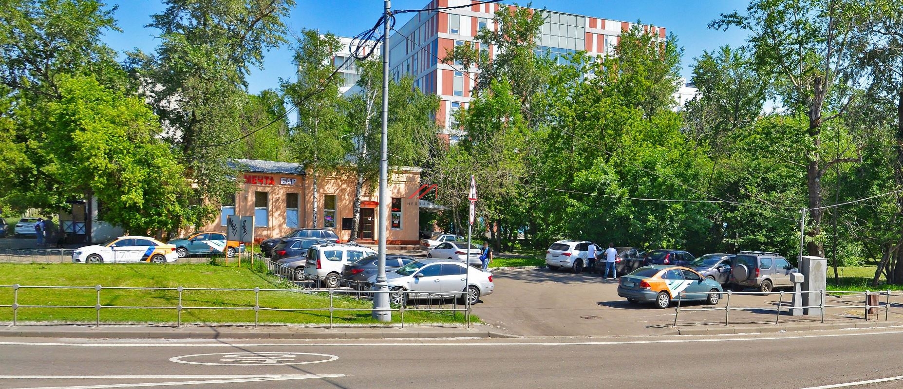 Продажа здания свободного назначения в Москве